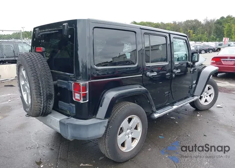 2012 Jeep Wrangler Unlimited Sahara z USA, uszkodzony, nr VIN 1C4BJWEGXCL133091